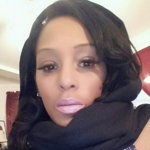 Meet your Posher, Keona