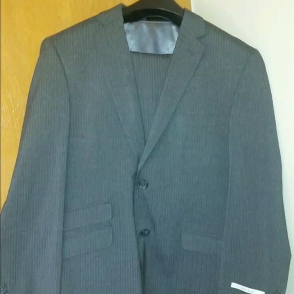 Perry Ellis three piece suit brand-new