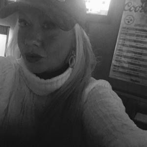 Meet your Posher, Tania