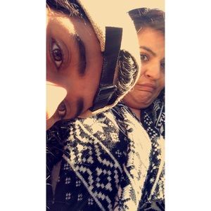 Meet your Posher, Monique