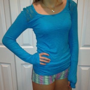 Long sleeve shirt