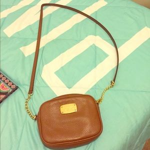 Michael kors crossbody purse