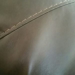 Meet your Posher, Robin