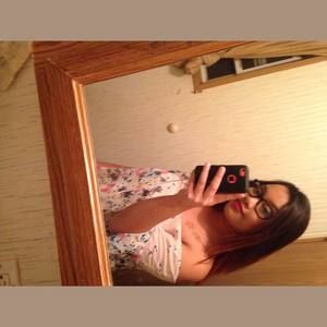 Meet your Posher, Yvanna