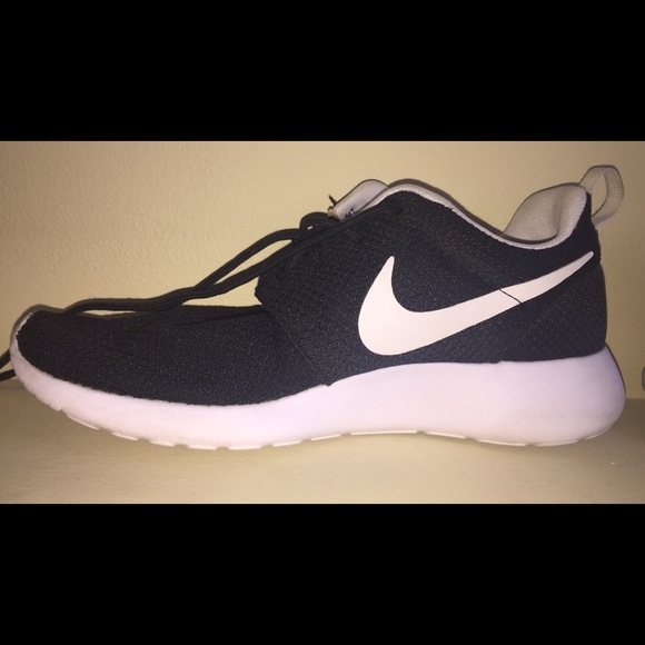 Roshe runs