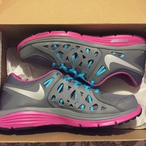Woman Nike Dual Fusion Run 2