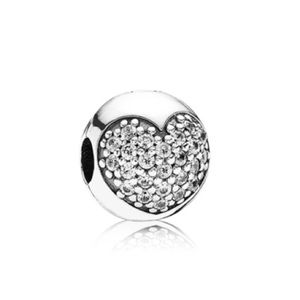 Pandora Love of My Life Pavé Heart Clip
