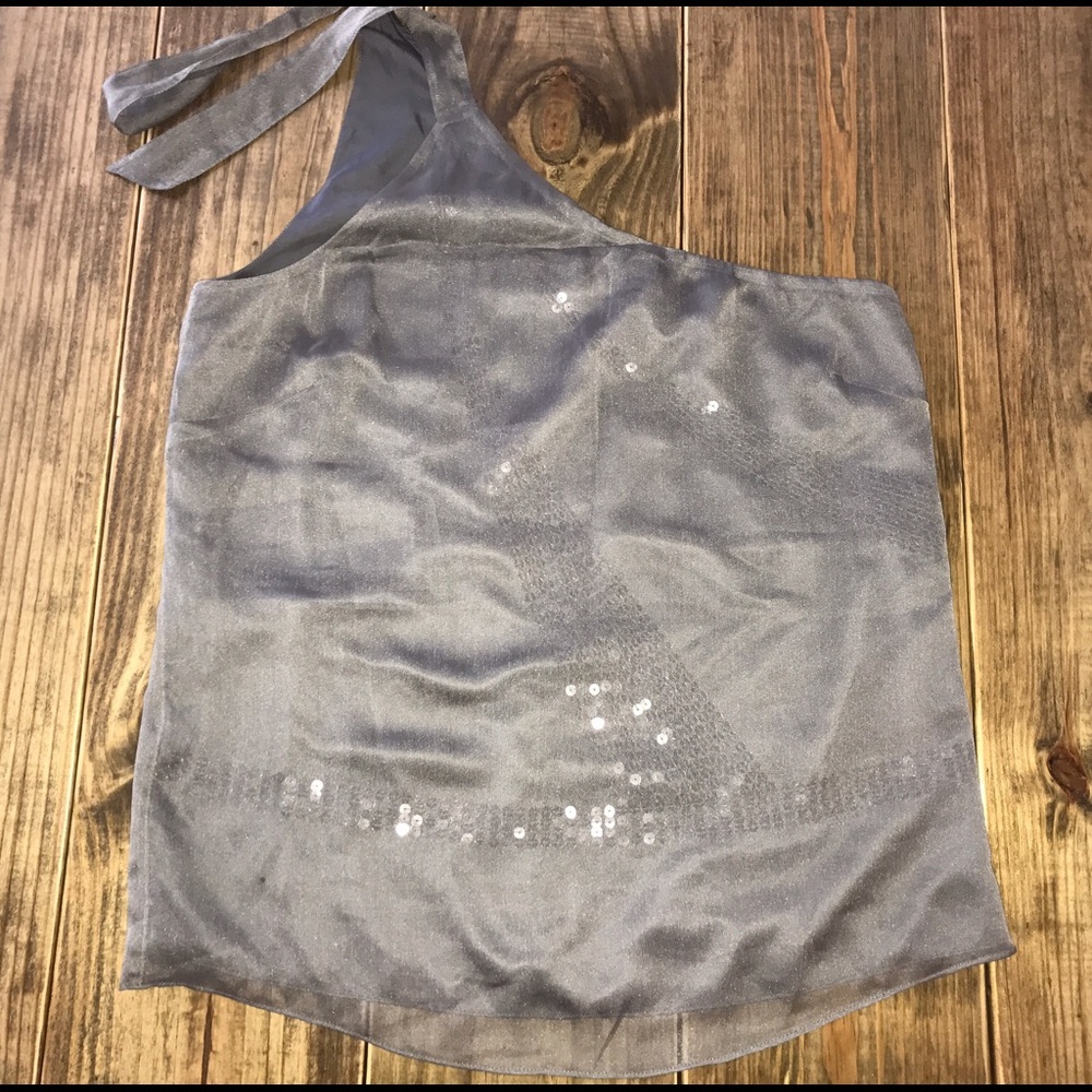 ⚡️Flash Sale⚡️Limited Tank ••NWOT••