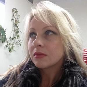 Meet your Posher, Renata