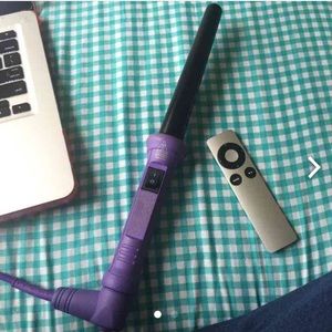 Her styler wand