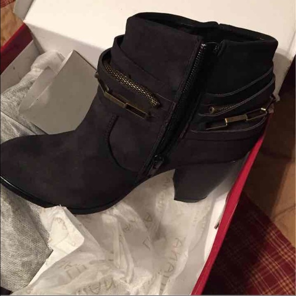 Black booty boots..NWOT - Picture 3 of 3