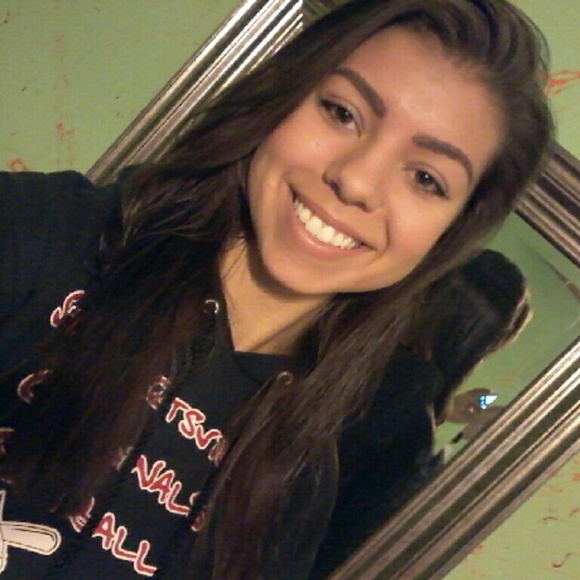 Meet your Posher, Rachel