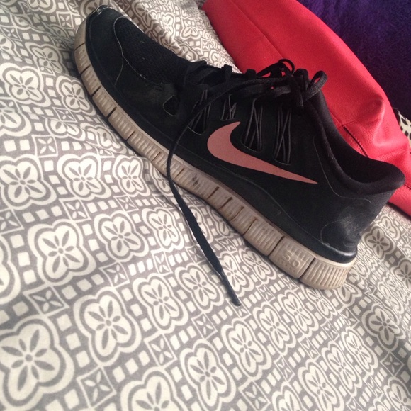 Shoes - Picture 2 of 2