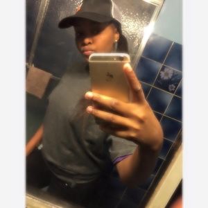 Meet your Posher, Lovee