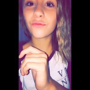 Meet your Posher, Natalie