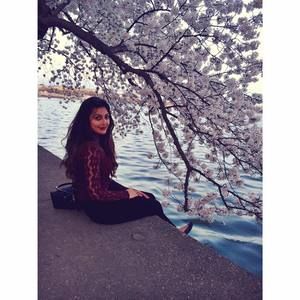 Meet your Posher, Lena