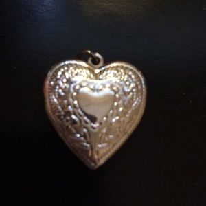 Heart locket pendant ❤️