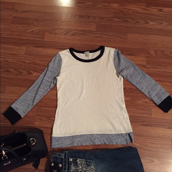 J Crew top - Picture 2 of 3