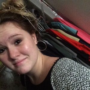 Meet your Posher, Haley