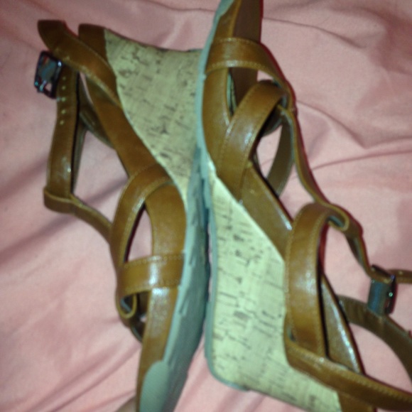 Wedges - Picture 2 of 2