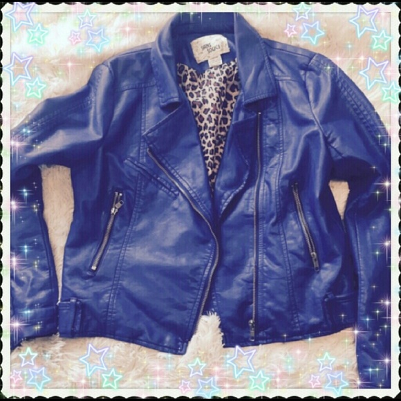 🍃💕💜Super Cute Blue Faux Leather Jacket💜💕🍃