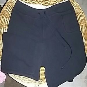Black Capris Sweat