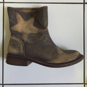 Comfy cute Lucky brand boots!