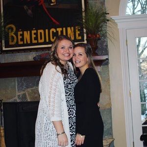 Meet your Posher, Liz