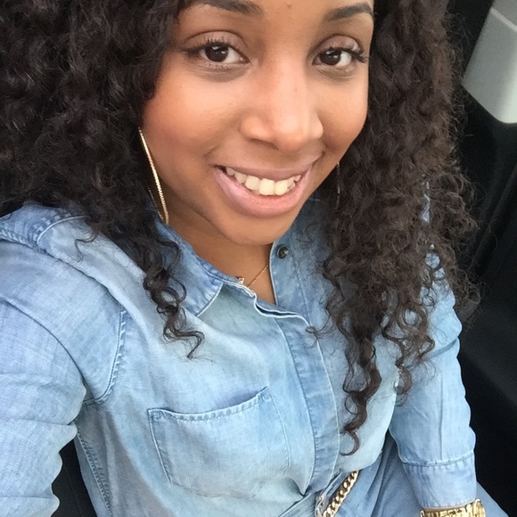 Meet your Posher, Destini