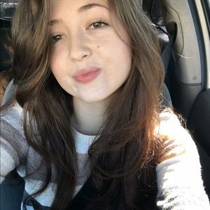 Meet your Posher, Hannah