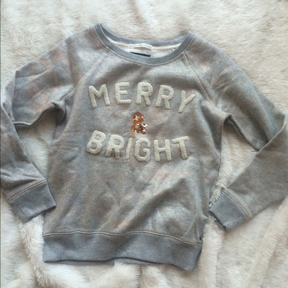 AEO Merry & Bright sweatshirt size Medium NWT