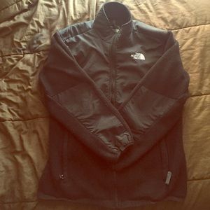 PRICE REDUCED North Face Girls Denali Fleece