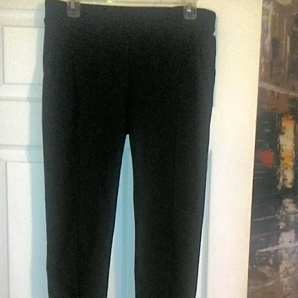 Simply Vera black ponte leggings