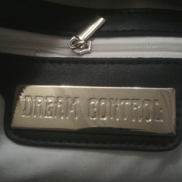 Dream Control Handbag - Picture 3 of 3