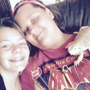 Meet your Posher, Kara