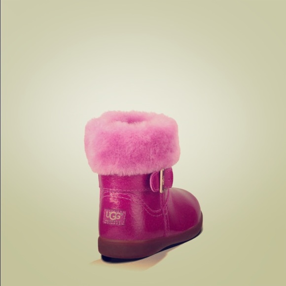Toddlers new uggs