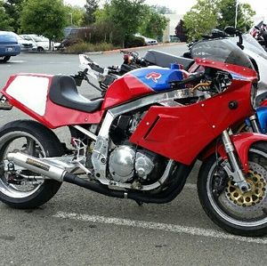 Meet your Posher, Javier