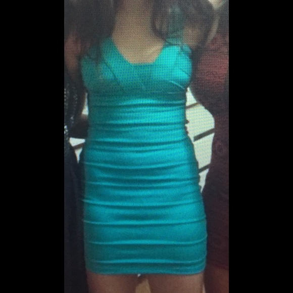 Topshop Dresses & Skirts - DONATING SOON: Topshop Bodycon Dress