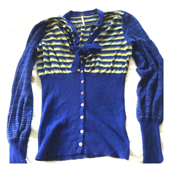 Cool tie top Free People shirt