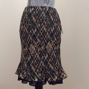 Sunny Leigh Sophisticated skirt 💃