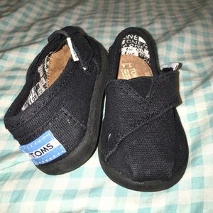 Toddler toms