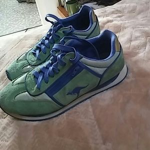 Kangaroo tennis shoes