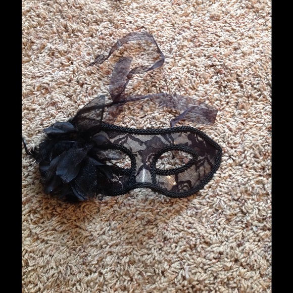 🎀Fashion party mask 🎉