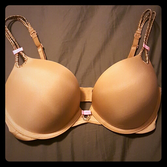 Gorgeous VICTORIA'S SECRET 32C
