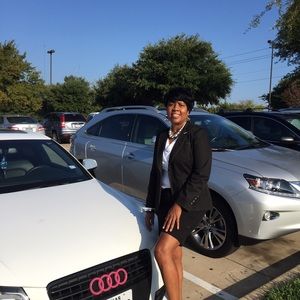 Meet your Posher, Donna