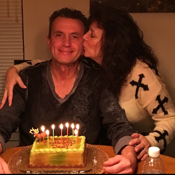 Meet your Posher, Niki. I won't bite🎀❤️ - Picture 5 of 6