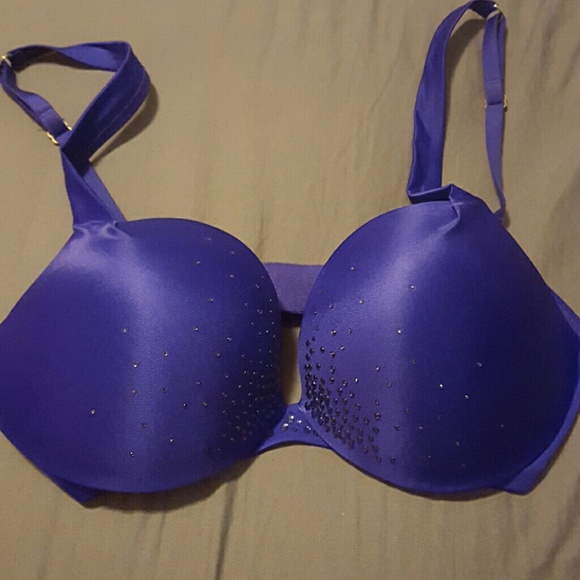 Victorias secret push up 32D with gem detailing