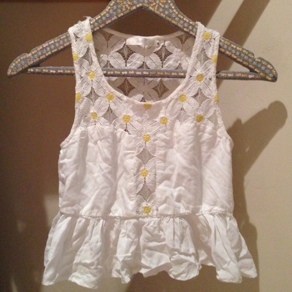 LF Daisy crop top (millau) NWOT