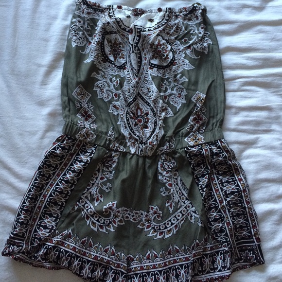 Abstract design romper