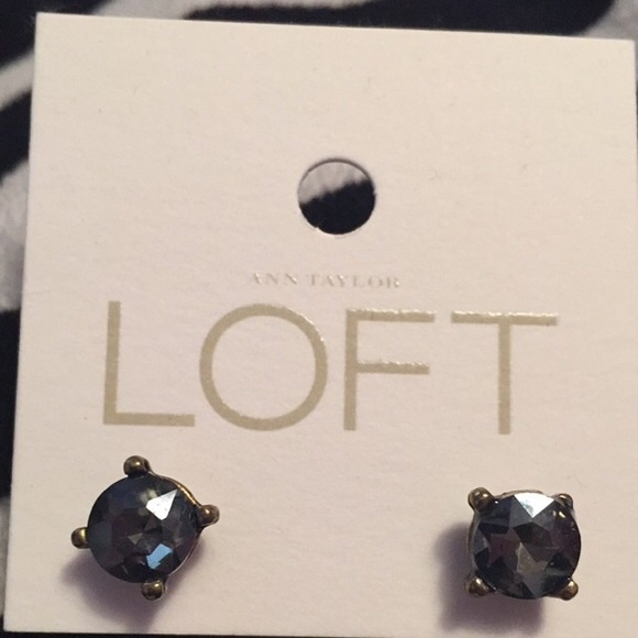 Ann Taylor Loft earrings